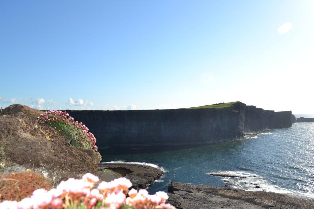Doonbeg Holiday Cottages Exterior photo